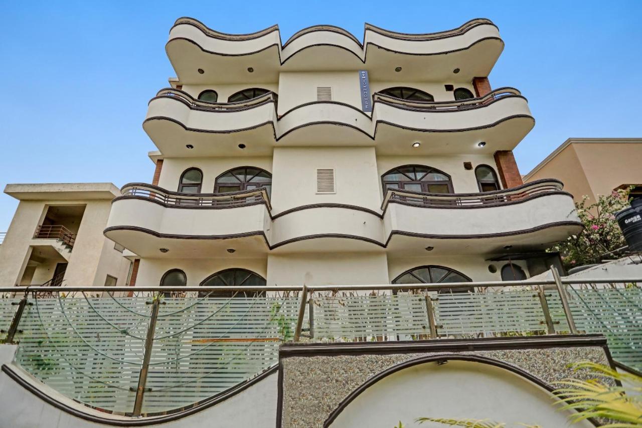 Townhouse The Premier View Near Iskcon Temple Noida Hotel Exterior foto